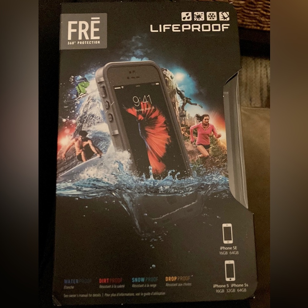 BRAND NEW - LIFEPROOF - phone case iPhone SE/5/5s
